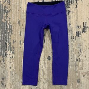 Lululemon Royal Blue Cropped Leggings